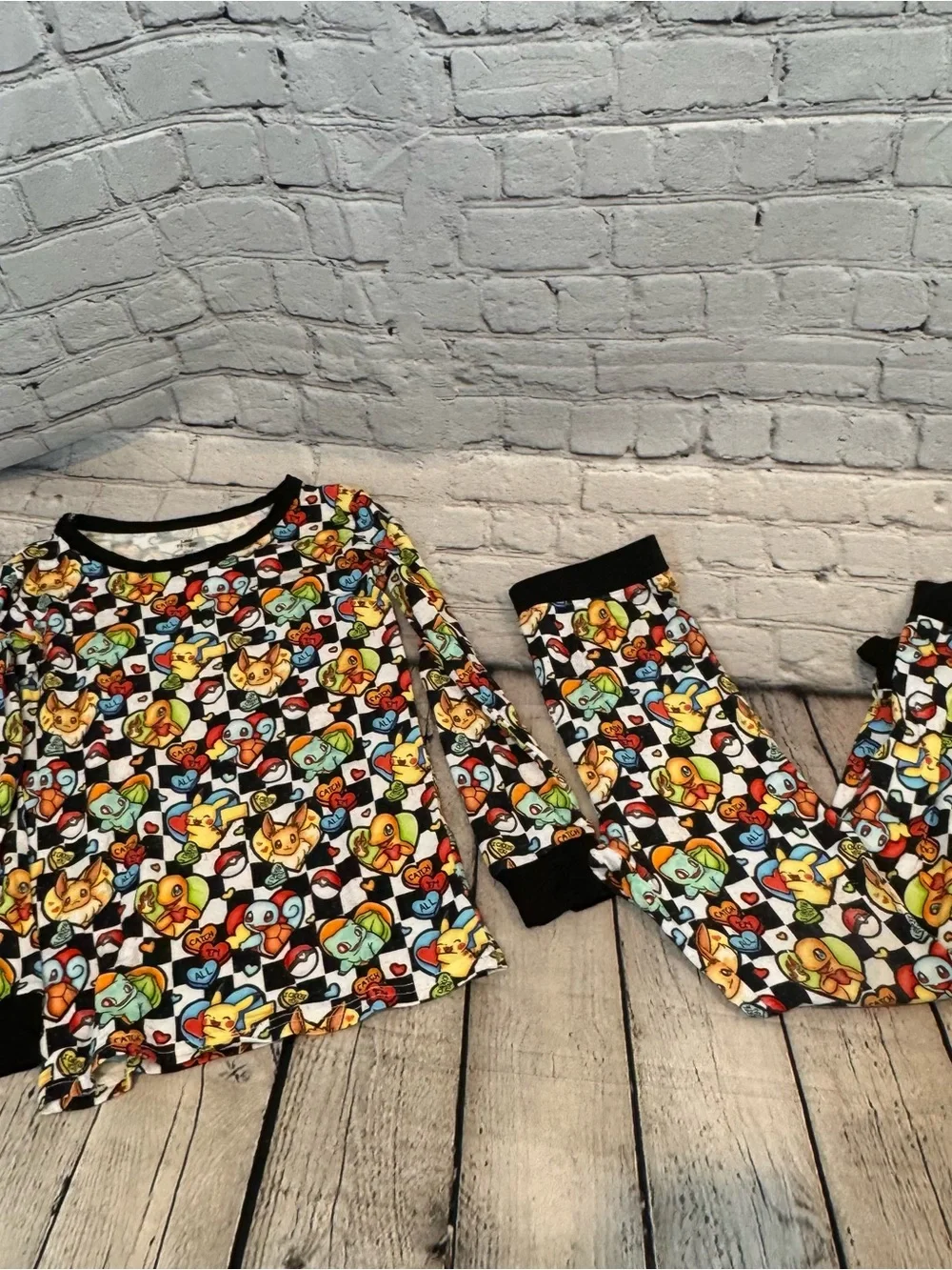 Little Froggy Bamboo Pokémon Hearts Bamboo Pajama Set